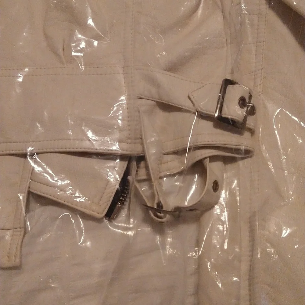 Jacket - Picture 12 of 13